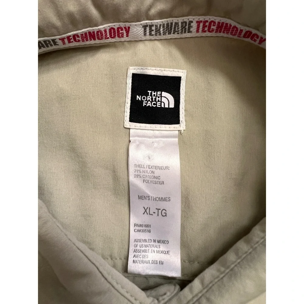 The North Face Tekware Technology Mens XL Beige Short Sleeve Shirt